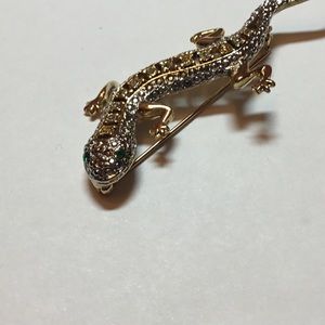 Vintage Gold Toned Lizard Brooch With Rhinestones in Clear and Green